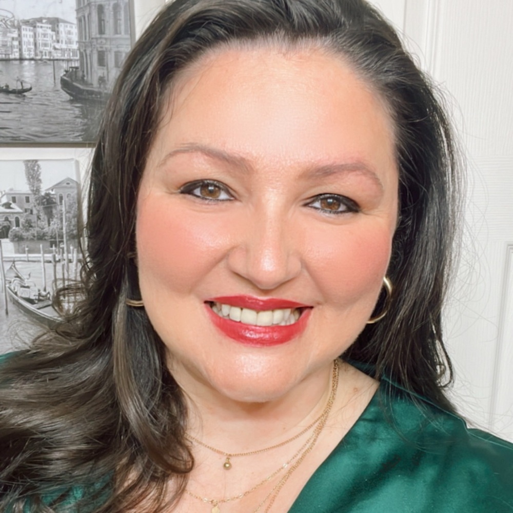 Meet your Posher, Iuliana